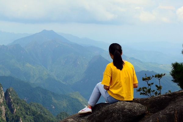 爬山喝什么水好 最好是涼白開 爬山喝什么水好 最好是涼白開