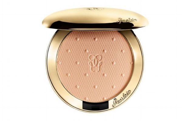 粉餅結(jié)塊怎么辦 粉餅表面結(jié)塊怎么解決 粉餅結(jié)塊怎么辦 粉餅表面結(jié)塊怎么解決