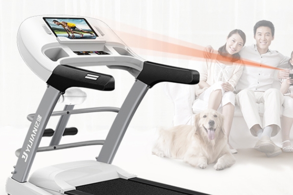 跑步機(jī)是穿鞋還是光腳 一定別光腳 跑步機(jī)是穿鞋還是光腳 一定別光腳