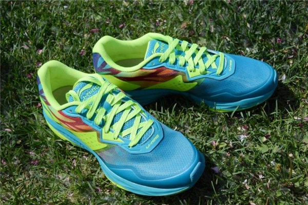 跑鞋可以打籃球嗎 容易受傷 跑鞋可以打籃球嗎 容易受傷