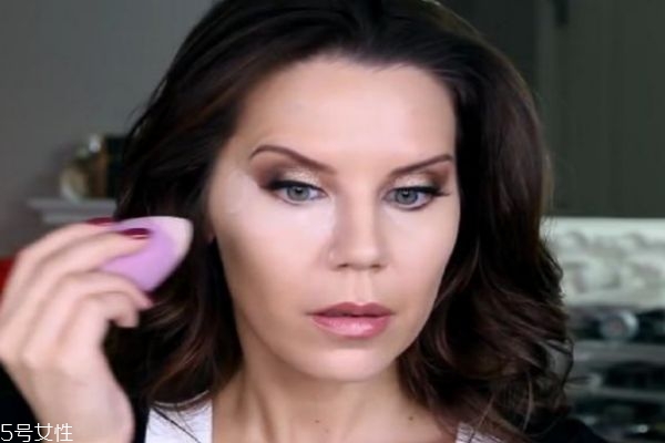 烘焙定妝法適合什么皮膚 所有膚質(zhì)都適合 烘焙定妝法適合什么皮膚 所有膚質(zhì)都適合