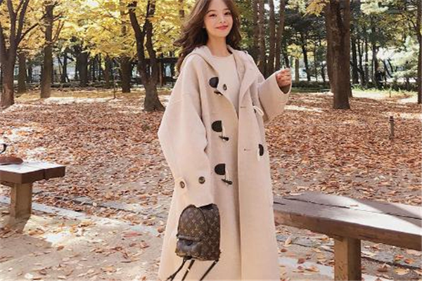 微胖的女生穿什么大衣好看 照這個(gè)版型挑 微胖的女生穿什么大衣好看 照這個(gè)版型挑