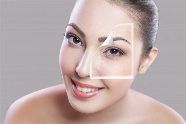 眼線(xiàn)黑色好還是棕色好 各有特色 眼線(xiàn)黑色好還是棕色好 各有特色