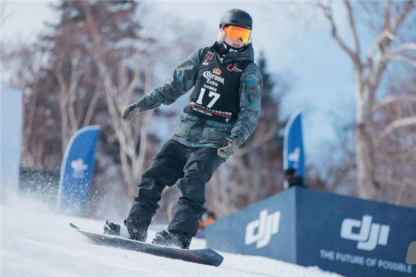 單板滑雪鞋怎么穿 按照步驟來 單板滑雪鞋怎么穿 按照步驟來