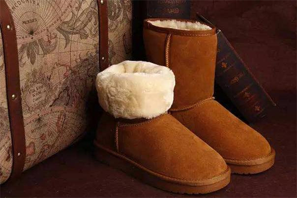 雪地靴為什么會掉色 日常保養(yǎng)很關鍵 雪地靴為什么會掉色 日常保養(yǎng)很關鍵