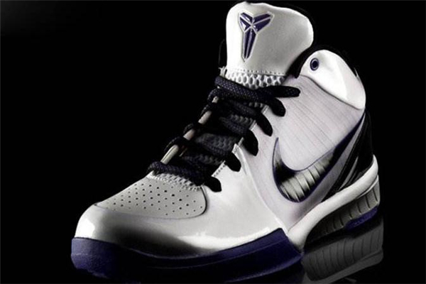 為什么籃球鞋那么貴 這些原因影響的 為什么籃球鞋那么貴 這些原因影響的