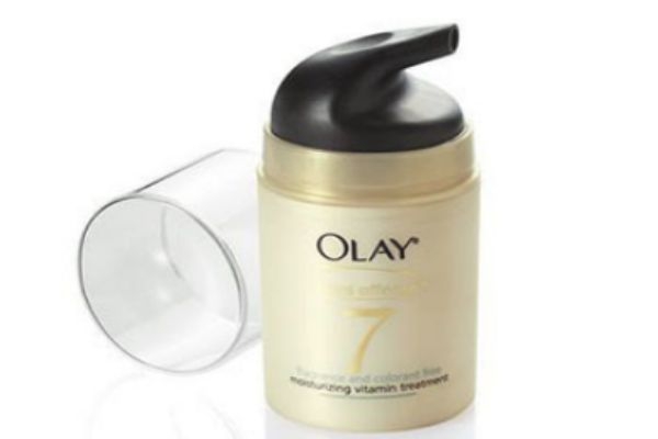 olay多效修護(hù)霜需要卸妝嗎 olay多效修護(hù)霜適合什么年齡 olay多效修護(hù)霜需要卸妝嗎 olay多效修護(hù)霜適合什么年齡