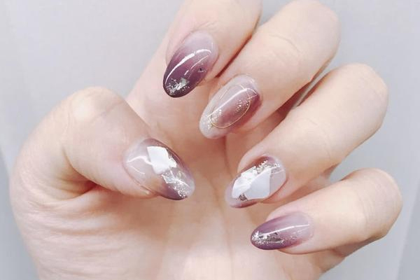 跳色暈染美甲圖片 精致跳色暈染美甲 跳色暈染美甲圖片 精致跳色暈染美甲