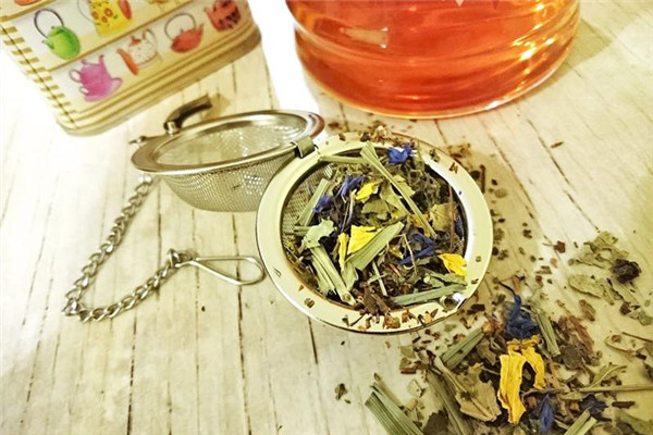 涼茶有哪些品種 涼茶粗分四大種類 涼茶有哪些品種 涼茶粗分四大種類