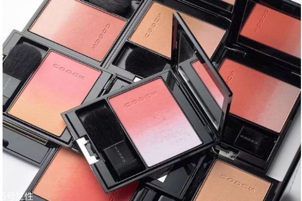 suqqu漸變?nèi)t哪個(gè)好看 suqqu漸變?nèi)t試色 suqqu漸變?nèi)t哪個(gè)好看 suqqu漸變?nèi)t試色