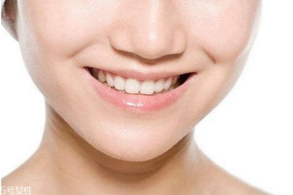 嘴唇干燥怎么辦 護唇小貼士 嘴唇干燥怎么辦 護唇小貼士