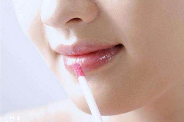 唇紋可以去除嗎 唇紋該如何淡化 唇紋可以去除嗎 唇紋該如何淡化