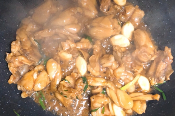 牛蛙有哪些品種 主要是四個(gè)品種