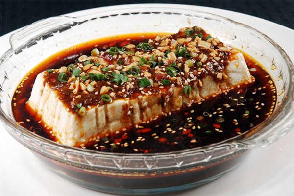 豆腐花有幾種吃法 咸甜辣味皆有 豆腐花有幾種吃法 咸甜辣味皆有