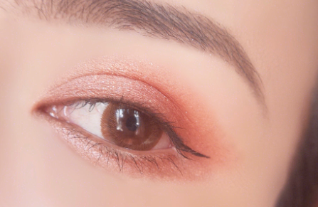 稚優(yōu)泉折疊眼影怎么畫 稚優(yōu)泉折疊眼影畫法教程 稚優(yōu)泉折疊眼影怎么畫 稚優(yōu)泉折疊眼影畫法教程