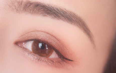 稚優(yōu)泉折疊眼影怎么畫 稚優(yōu)泉折疊眼影畫法教程 稚優(yōu)泉折疊眼影怎么畫 稚優(yōu)泉折疊眼影畫法教程