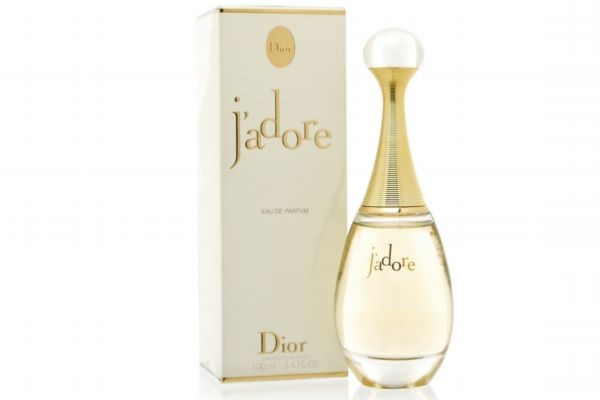 香奈兒香水和迪奧香水哪個(gè)好 迪奧和香奈兒香水區(qū)別 香奈兒香水和迪奧香水哪個(gè)好 迪奧和香奈兒香水區(qū)別