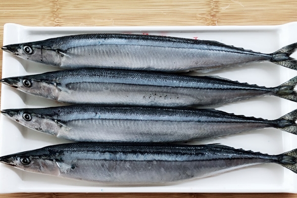 秋刀魚怎么做不腥 這樣處理就好了 秋刀魚怎么做不腥 這樣處理就好了