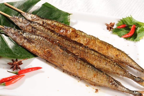 秋刀魚怎么做不腥 這樣處理就好了 秋刀魚怎么做不腥 這樣處理就好了