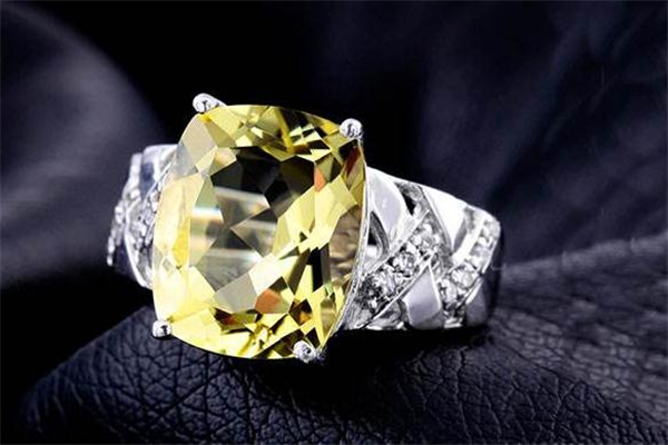 檸檬晶的功效與作用 有招財功效 檸檬晶的功效與作用 有招財功效