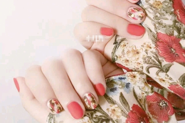 高級(jí)時(shí)髦磨砂美甲圖片 嫵媚氣質(zhì)磨砂美甲 高級(jí)時(shí)髦磨砂美甲圖片 嫵媚氣質(zhì)磨砂美甲