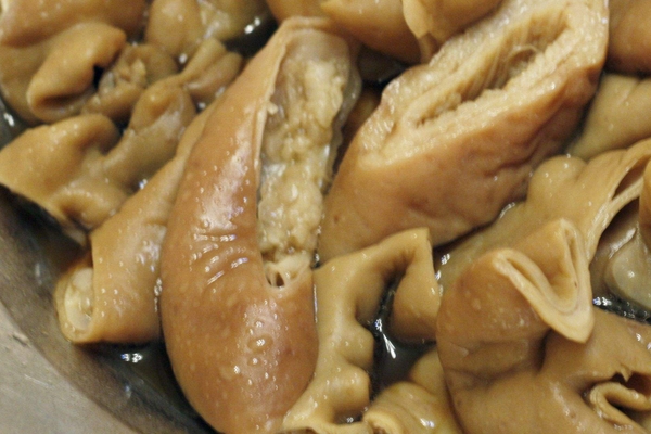 豬腸要燉什么好吃 紅棗蓮子都不錯(cuò)