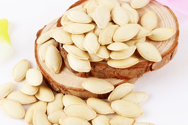 南瓜子是堅(jiān)果嗎 屬于種子類(lèi)堅(jiān)果