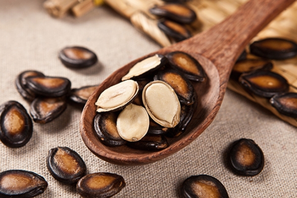 五香西瓜子怎么做 其實(shí)很簡單