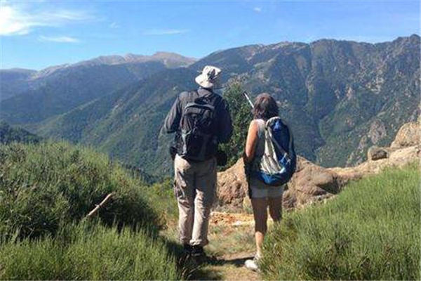 爬山后可以按摩嗎 可以緩解疼痛 爬山后可以按摩嗎 可以緩解疼痛