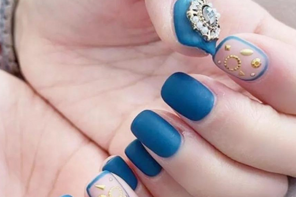 藍(lán)色系美甲圖片2019 仙氣滿滿藍(lán)色系美甲 藍(lán)色系美甲圖片2019 仙氣滿滿藍(lán)色系美甲