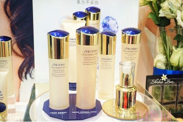 干性皮膚快速補水小竅門 秋冬季節(jié)皮膚補水保濕小妙招 干性皮膚快速補水小竅門 秋冬季節(jié)皮膚補水保濕小妙招