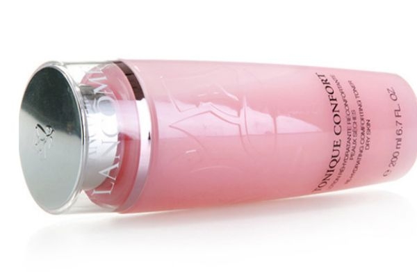 干性皮膚快速補水小竅門 秋冬季節(jié)皮膚補水保濕小妙招 干性皮膚快速補水小竅門 秋冬季節(jié)皮膚補水保濕小妙招