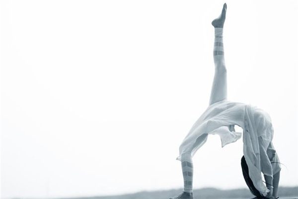 阿斯湯加瑜伽是什么 瑜伽的一種 阿斯湯加瑜伽是什么 瑜伽的一種