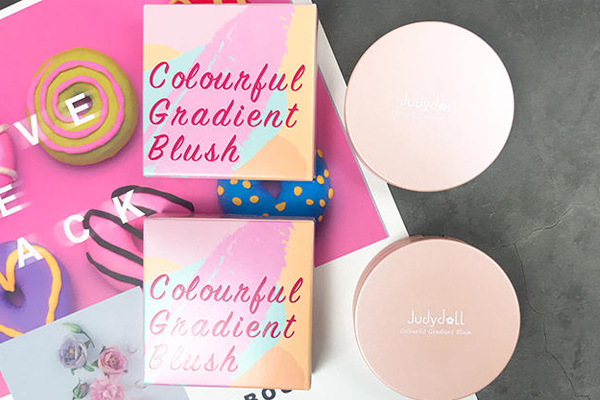 橘朵漸變?nèi)t色號(hào)怎么選 橘朵漸變?nèi)t用法 橘朵漸變?nèi)t色號(hào)怎么選 橘朵漸變?nèi)t用法