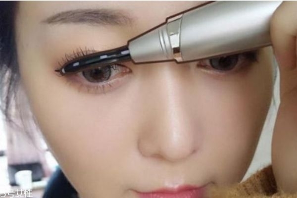 下睫毛太少太短怎么辦 教你畫出自然下睫毛 下睫毛太少太短怎么辦 教你畫出自然下睫毛