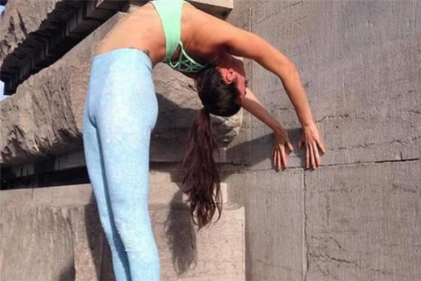 輪式瑜伽怎么練 按照步驟來 輪式瑜伽怎么練 按照步驟來