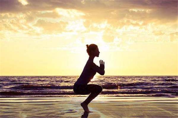 增高瑜伽多久能長高 每個(gè)人情況不同