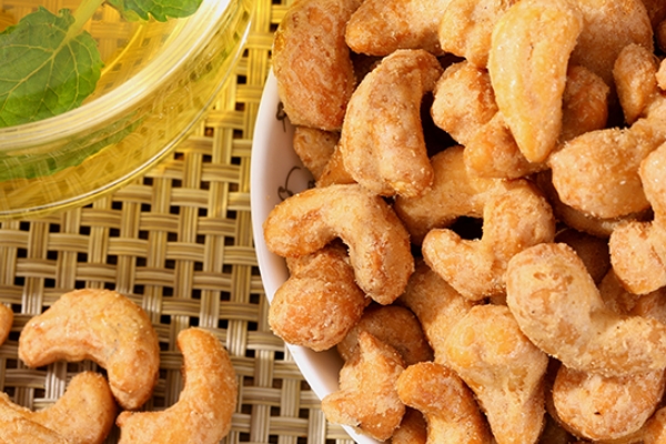 腰果可以炒什么菜 教你幾道腰果菜肴 腰果可以炒什么菜 教你幾道腰果菜肴