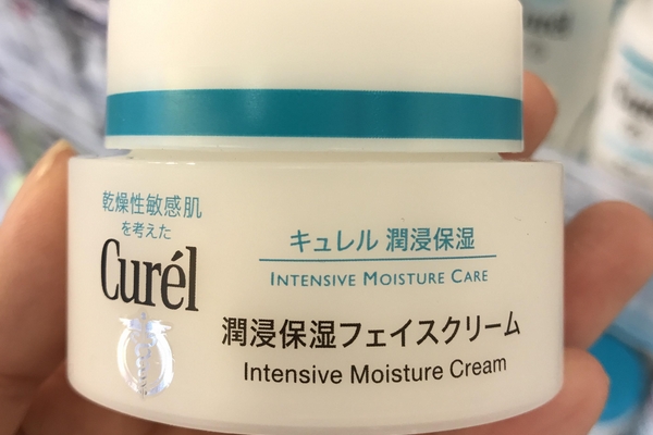 珂潤(rùn)面霜嬰兒能用嗎 不建議給嬰兒使用 珂潤(rùn)面霜嬰兒能用嗎 不建議給嬰兒使用