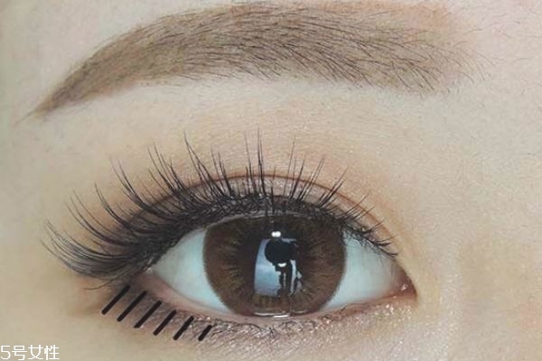 下睫毛太少太短怎么辦 教你畫出自然下睫毛 下睫毛太少太短怎么辦 教你畫出自然下睫毛