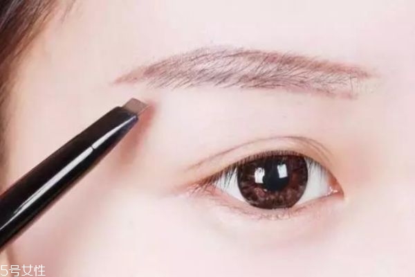 眉毛稀少怎么辦 眉毛稀少的原因 眉毛稀少怎么辦 眉毛稀少的原因