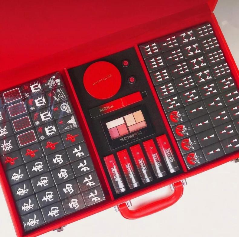 2019豬年限定彩妝盤點 這13個牌子都出了豬年限定款 2019豬年限定彩妝盤點 這13個牌子都出了豬年限定款