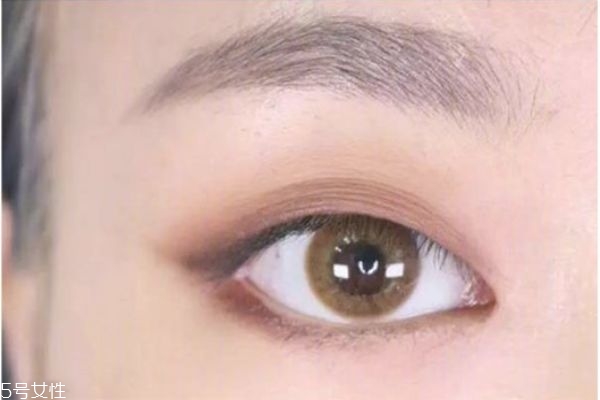 深棕色眼妝怎么畫 眼妝的畫法步驟教程 深棕色眼妝怎么畫 眼妝的畫法步驟教程