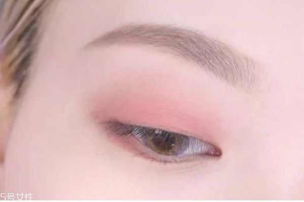 深棕色眼妝怎么畫 眼妝的畫法步驟教程 深棕色眼妝怎么畫 眼妝的畫法步驟教程