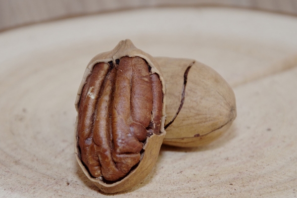 碧根果吃法 教你美味吃法 碧根果吃法 教你美味吃法