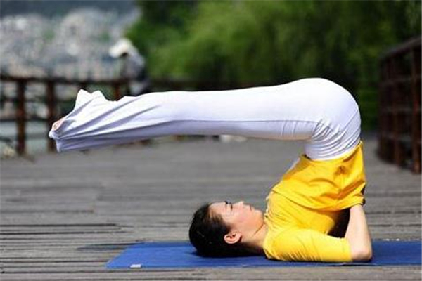 冬天適合早上練瑜伽嗎 可以促進血液循環(huán) 冬天適合早上練瑜伽嗎 可以促進血液循環(huán)