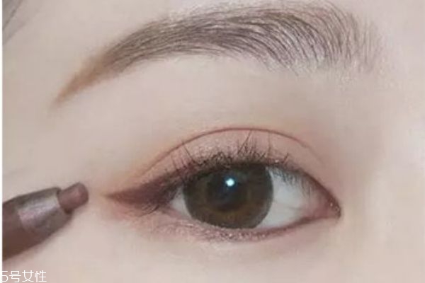 肉橘色眼妝怎么畫(huà) 橘色的眼妝 肉橘色眼妝怎么畫(huà) 橘色的眼妝