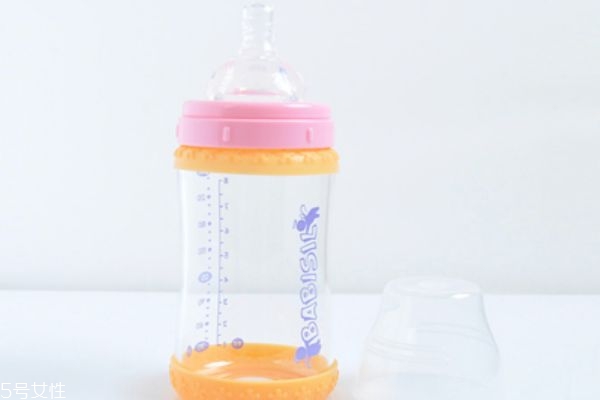 奶瓶多久換一次 好用的奶瓶品牌推薦 奶瓶多久換一次 好用的奶瓶品牌推薦