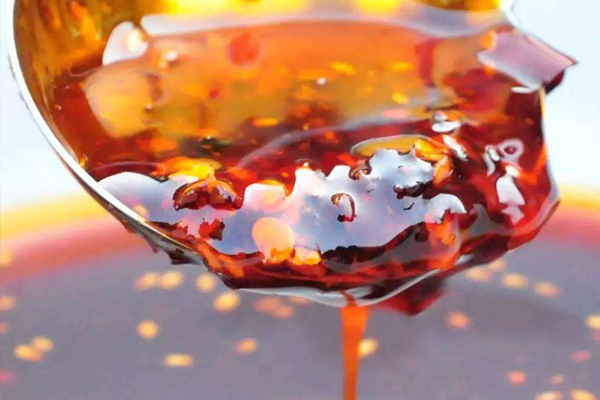 炸辣椒油油溫多少度 220度左右最香 炸辣椒油油溫多少度 220度左右最香