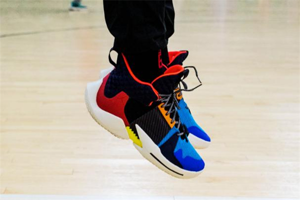 why not zero.2威少二代偏碼嗎 按常規(guī)尺碼選購 why not zero.2威少二代偏碼嗎 按常規(guī)尺碼選購